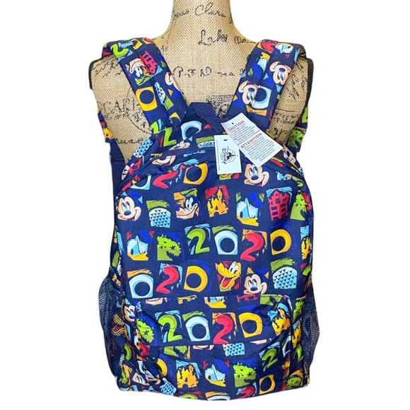 Disney Parks Bookbag NEW - Picture 1 of 5